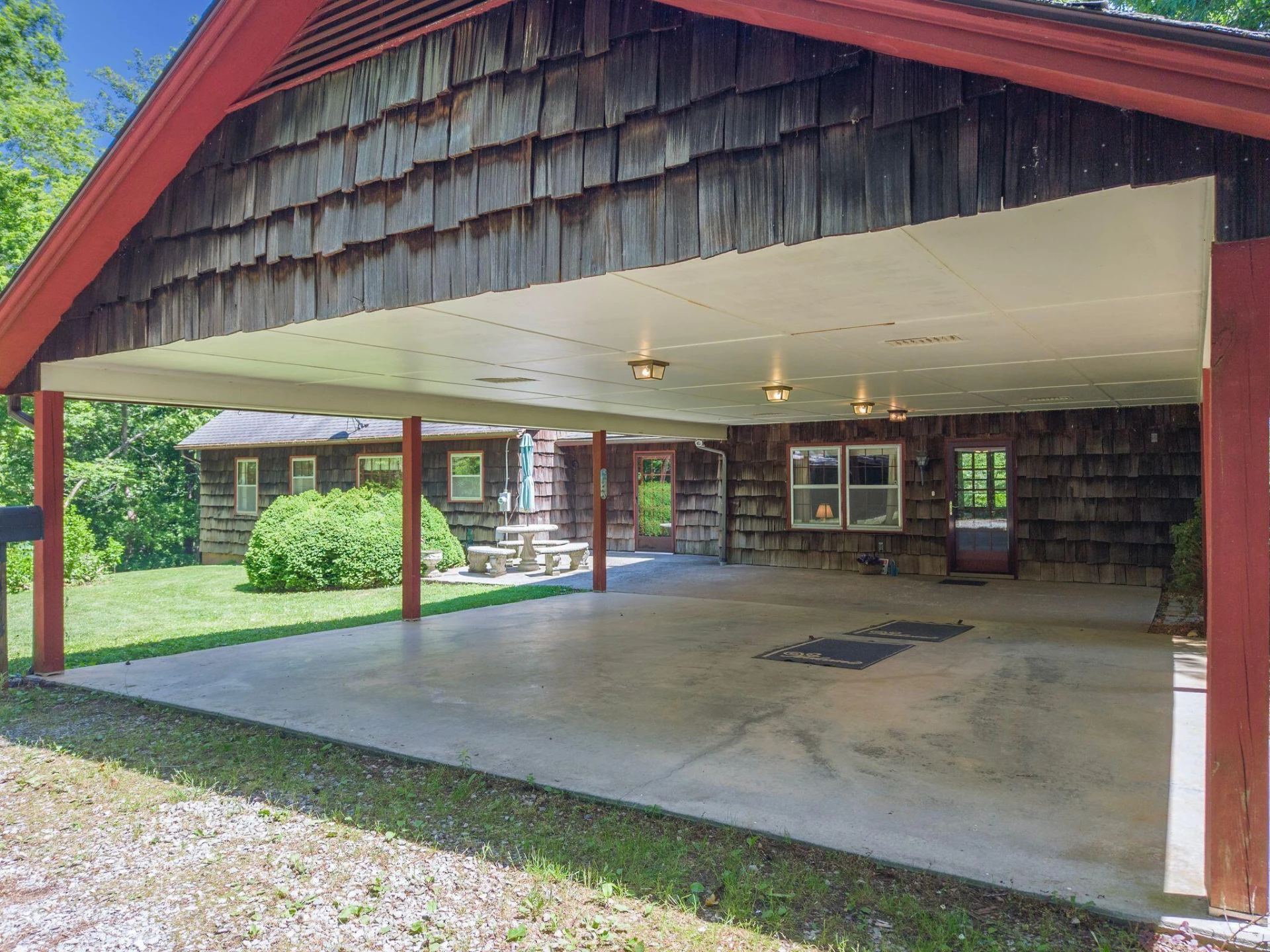 1115 Robin Ridge RD - Photo 39
