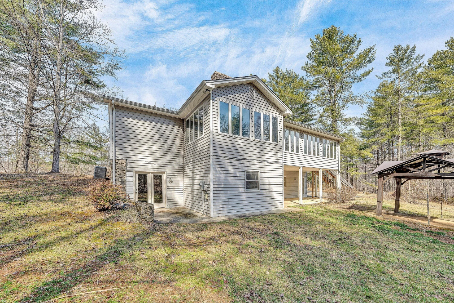 380 Countrywood LN - Photo 3