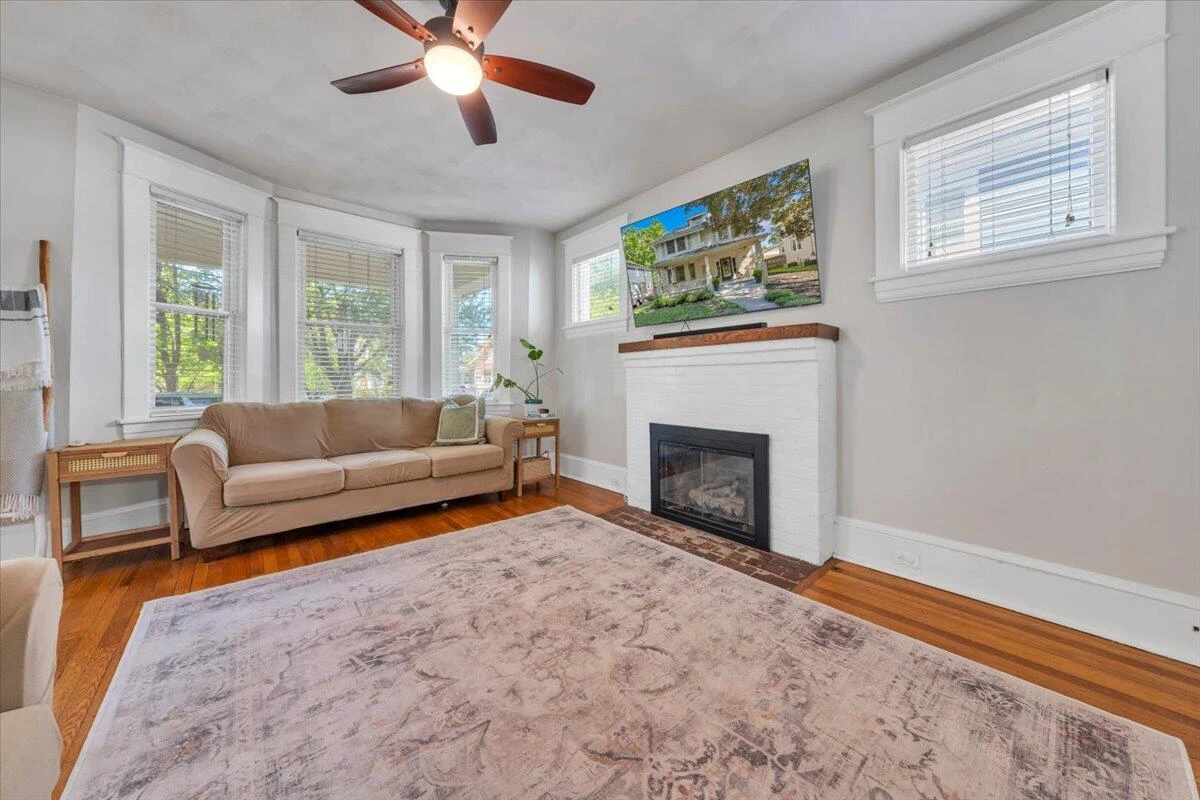 1928 Belleville RD SW - Photo 11