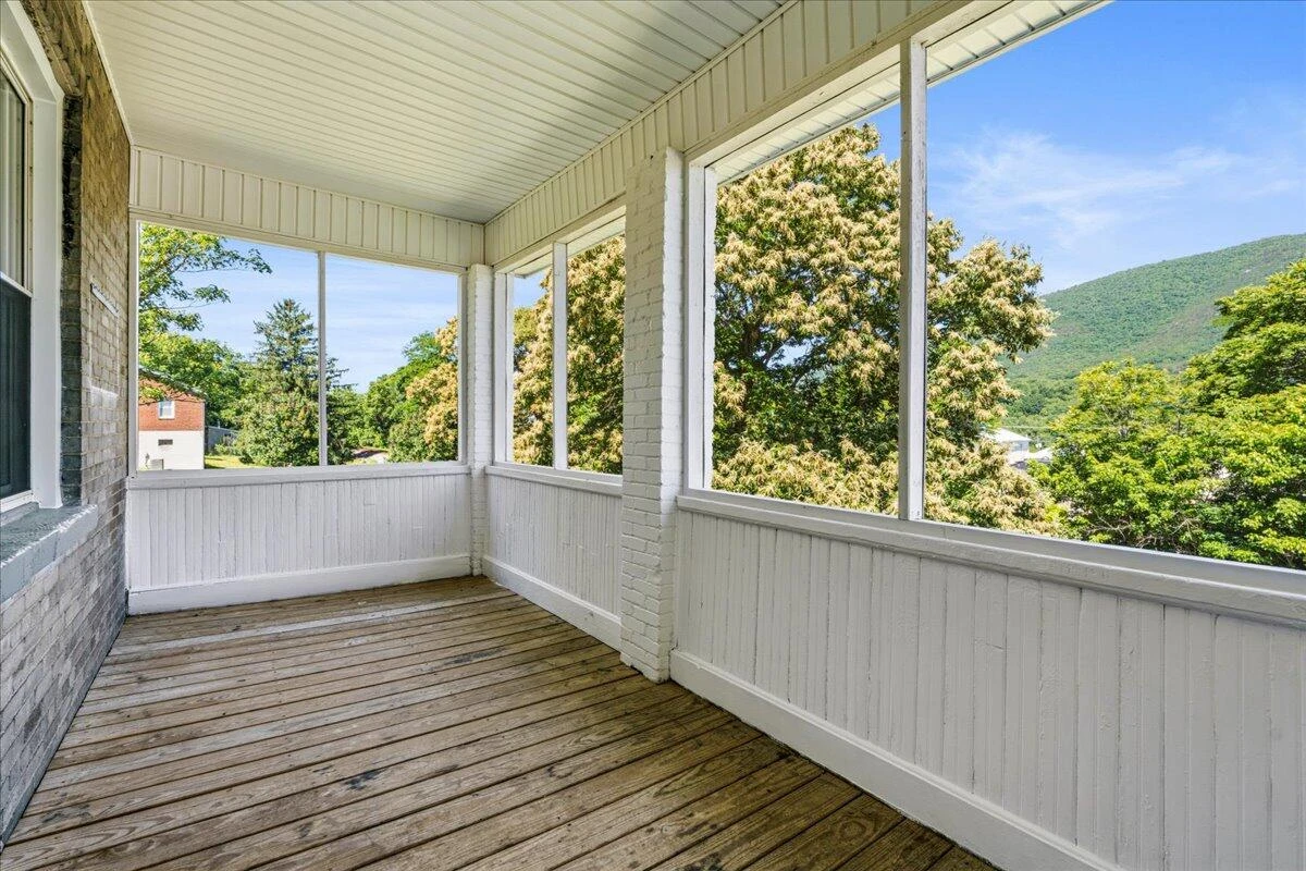 535 Boyd ST - Photo 19
