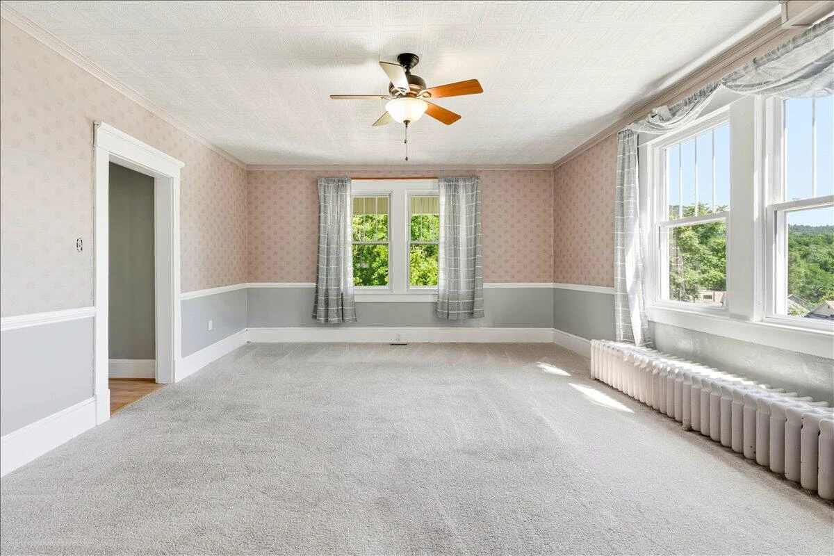 535 Boyd ST - Photo 5
