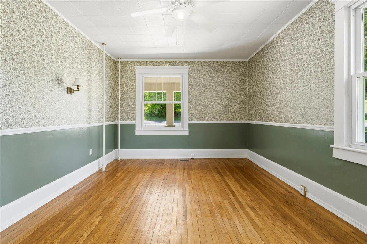 535 Boyd ST - Photo 6