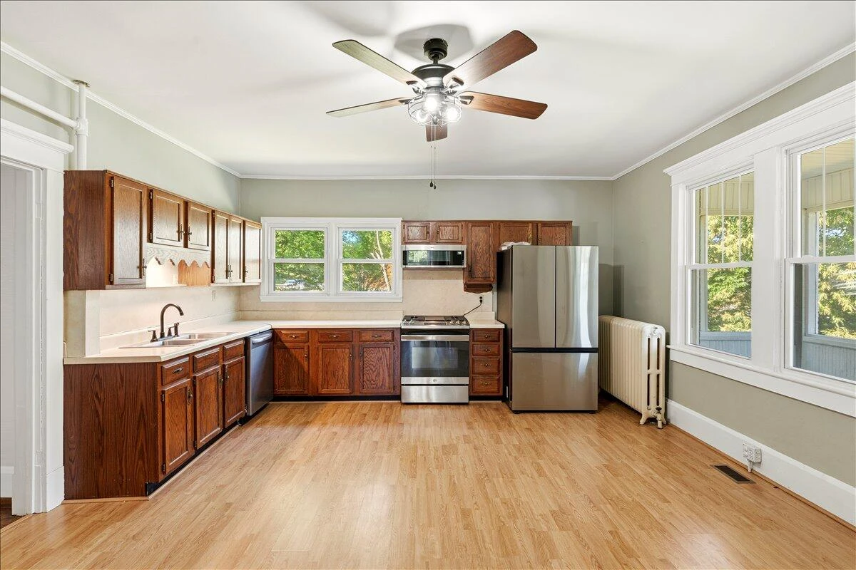 535 Boyd ST - Photo 9