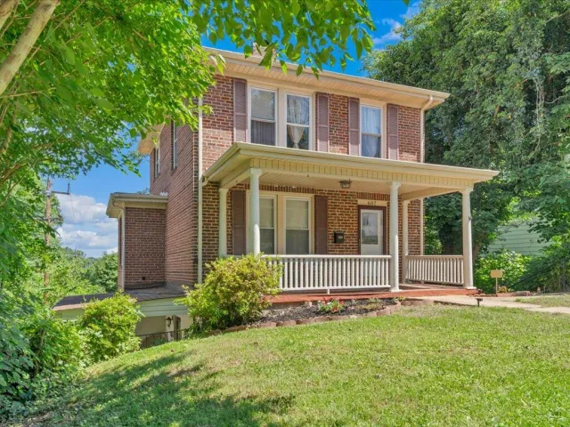 607 Watt ST, Martinsville, VA, 24112