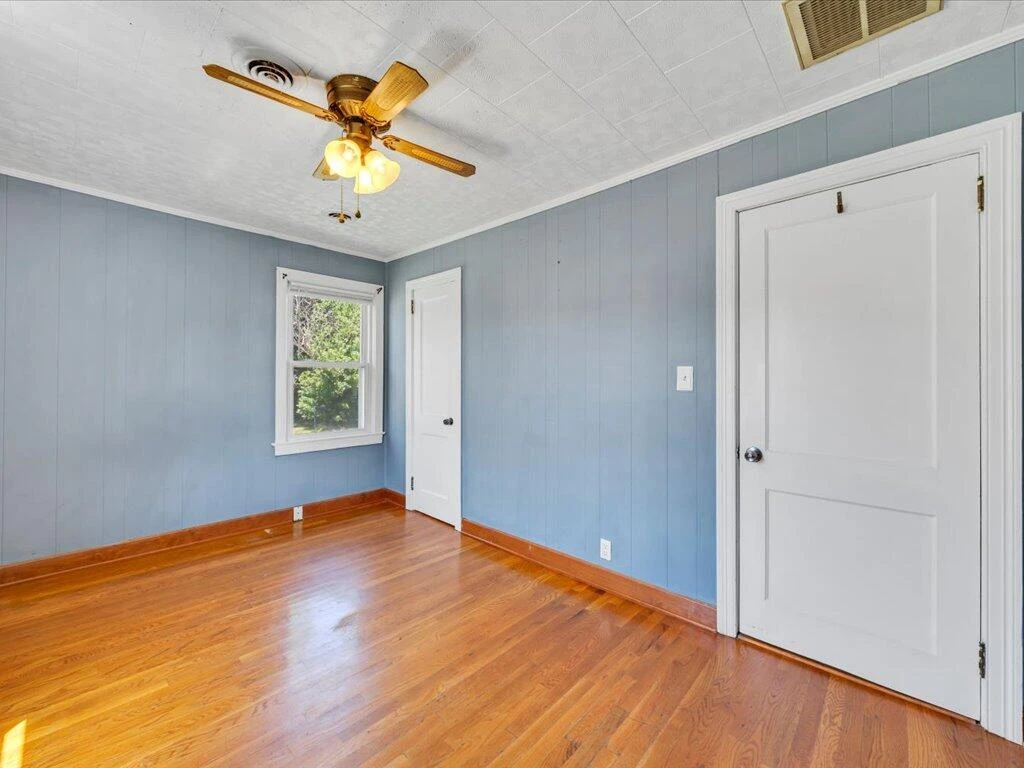 145 Alma BLVD - Photo 15