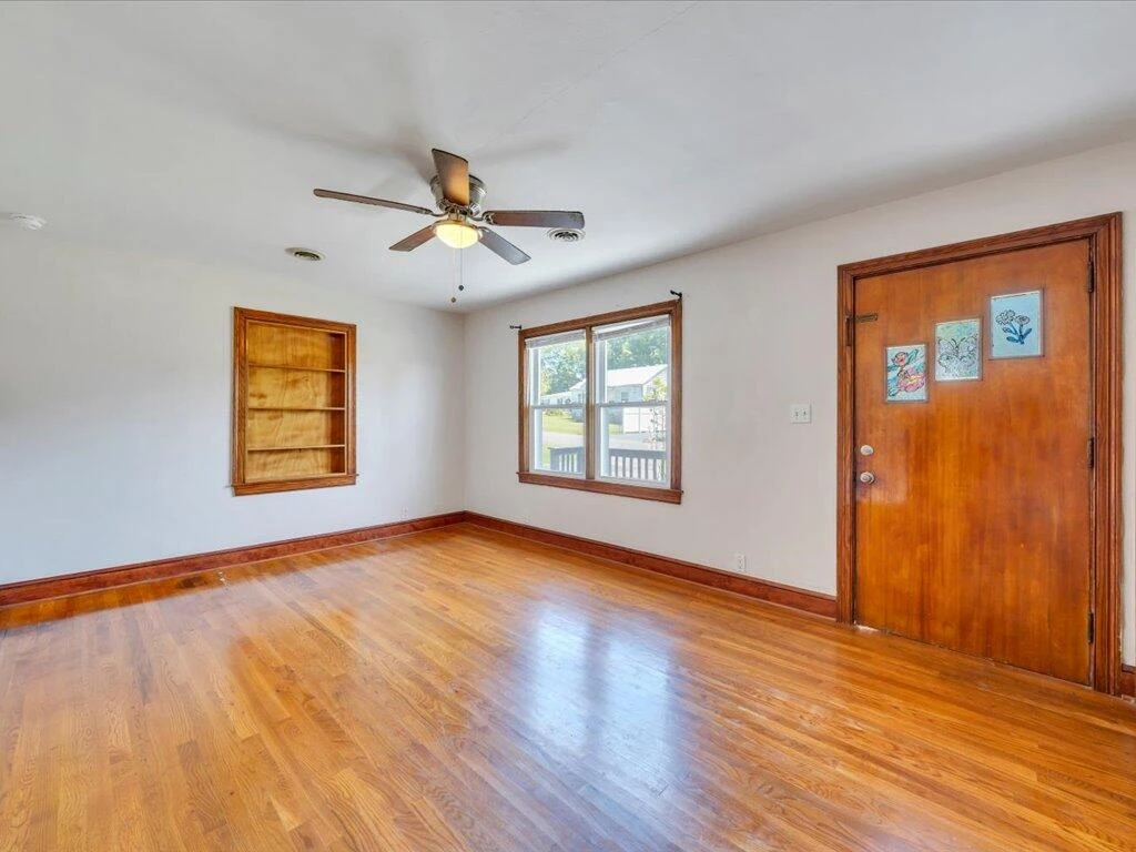 145 Alma BLVD - Photo 6