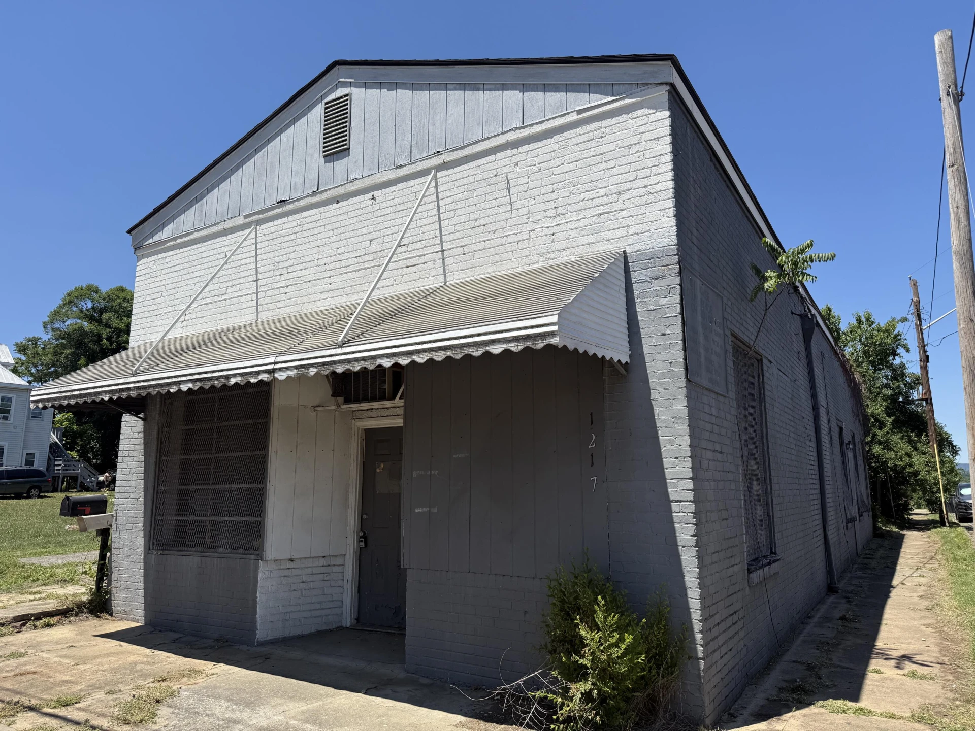 1217 Salem AVE SW