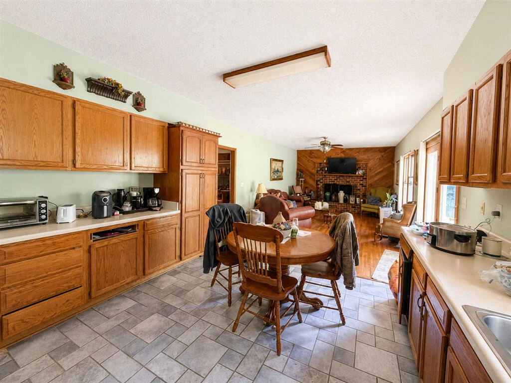 750 Hemlock RD NW - Photo 7