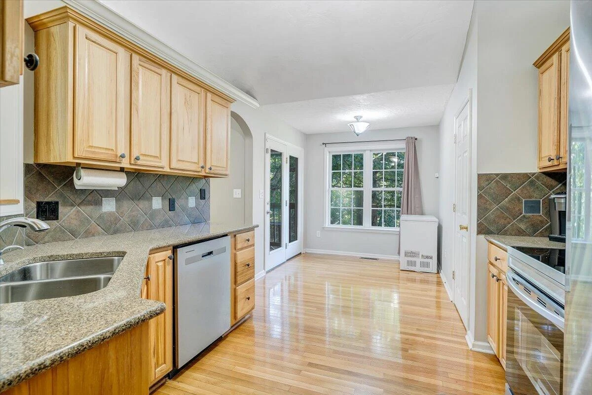 1425 Virginia Ridge DR - Photo 7