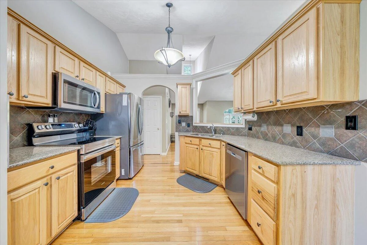 1425 Virginia Ridge DR - Photo 8