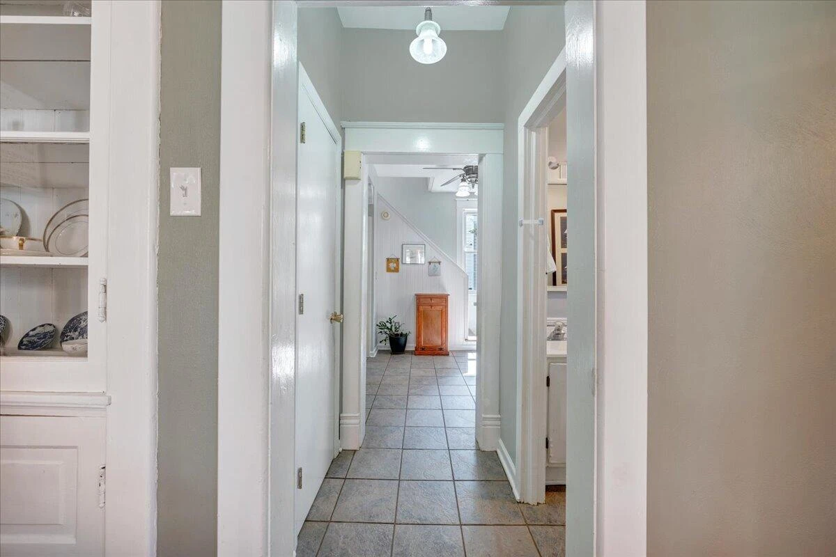 609 Allison AVE SW - Photo 16