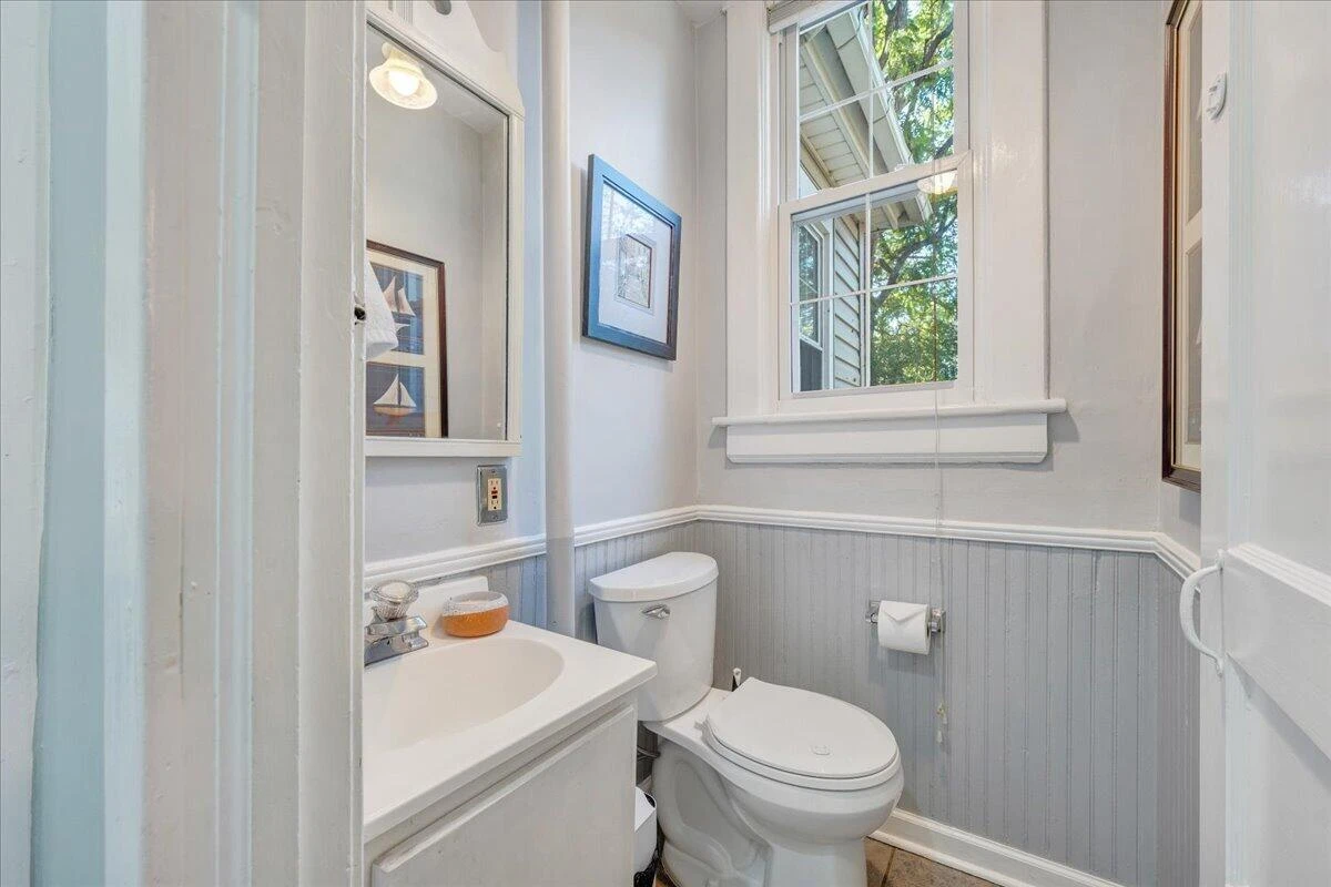 609 Allison AVE SW - Photo 17