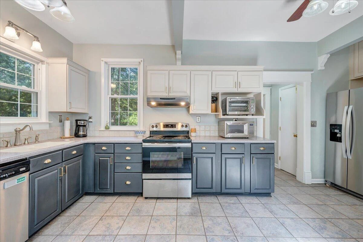 609 Allison AVE SW - Photo 19