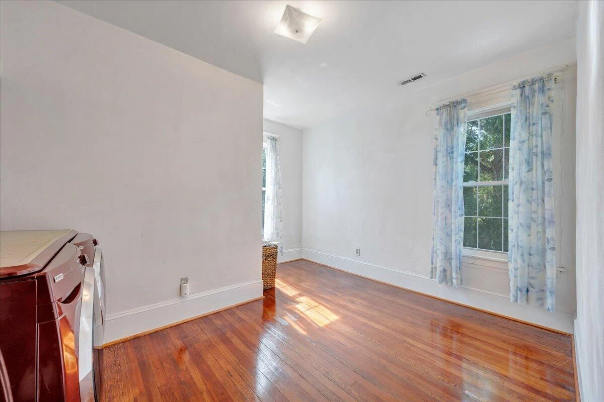 609 Allison AVE SW - Photo 28