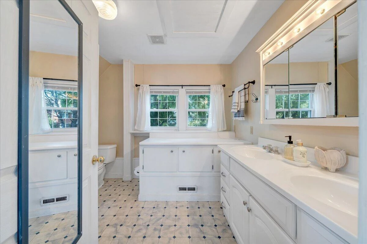 609 Allison AVE SW - Photo 35