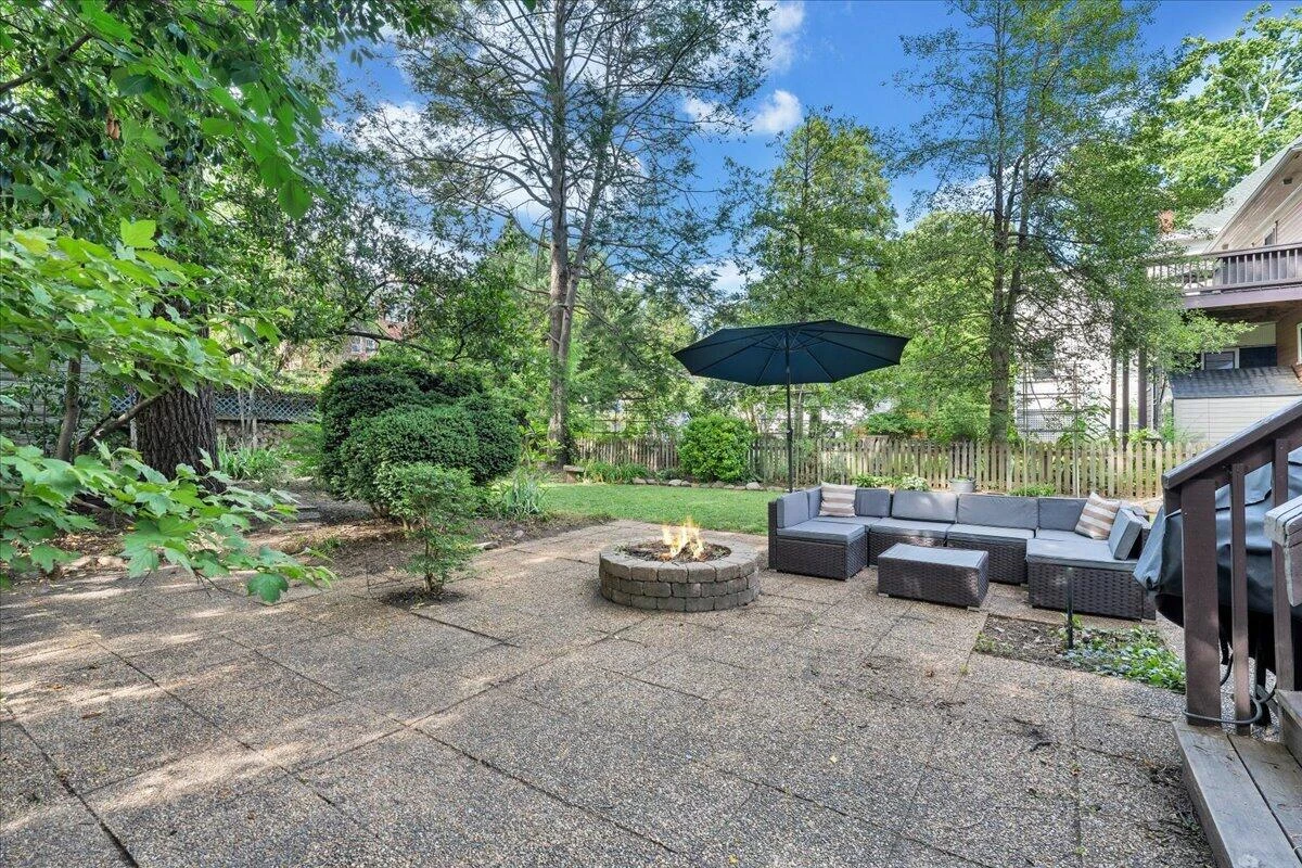 609 Allison AVE SW - Photo 40