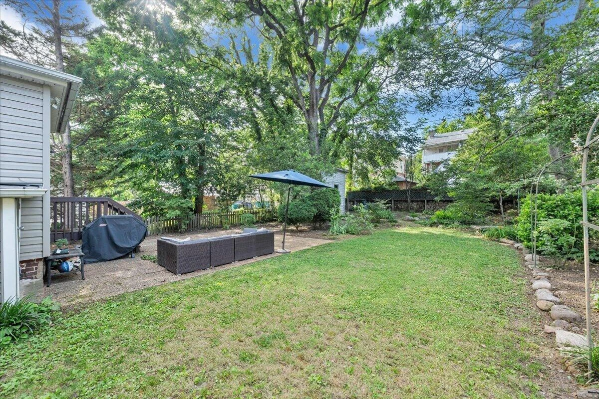 609 Allison AVE SW - Photo 41
