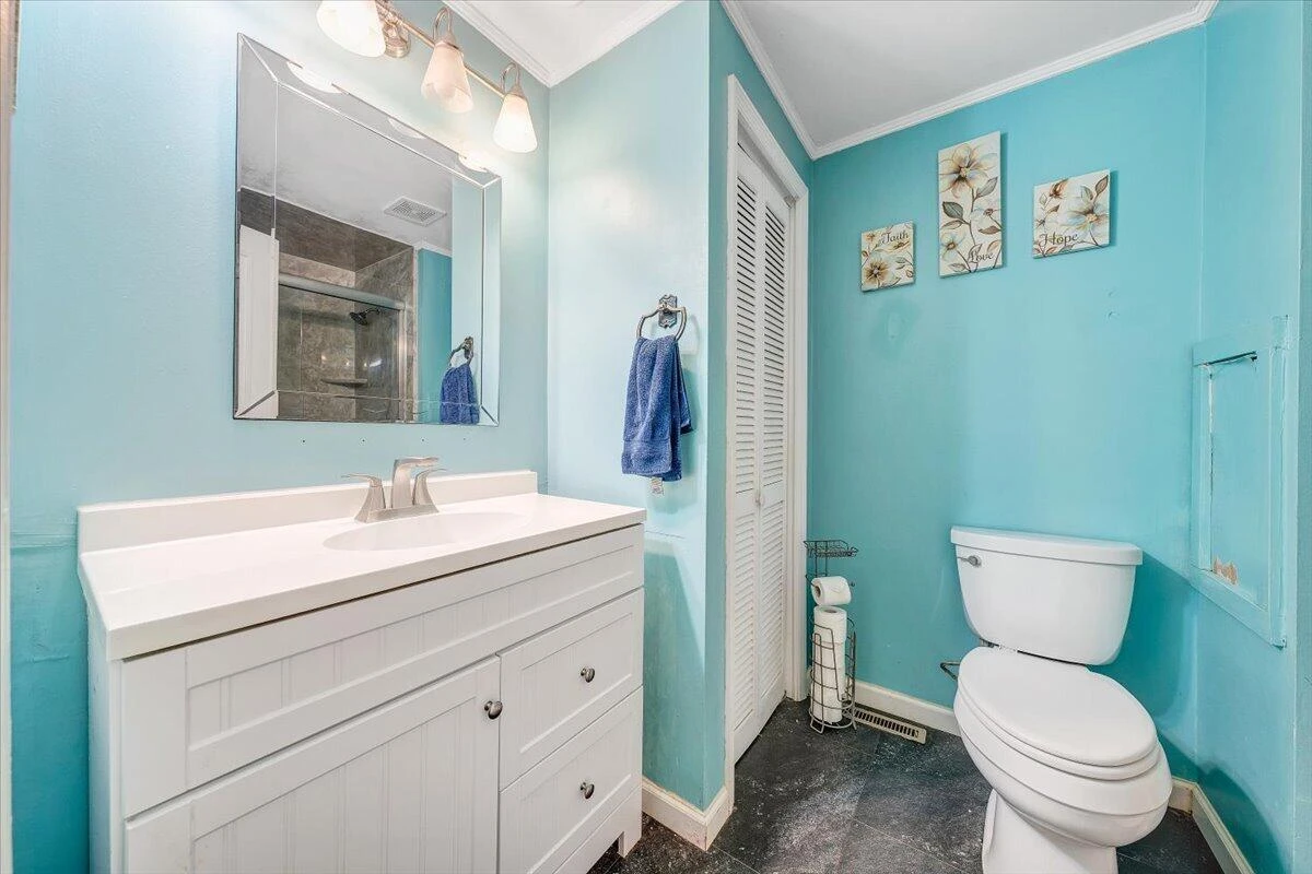 390 Rakes RD - Photo 10