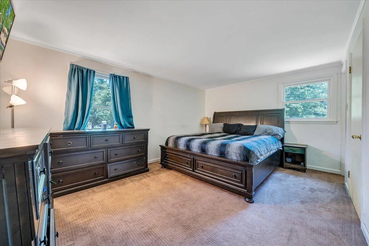 390 Rakes RD - Photo 11