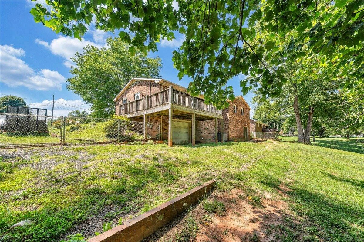390 Rakes RD - Photo 16