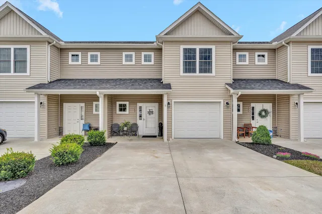 249 Louise LN, Elliston, VA, 24087
