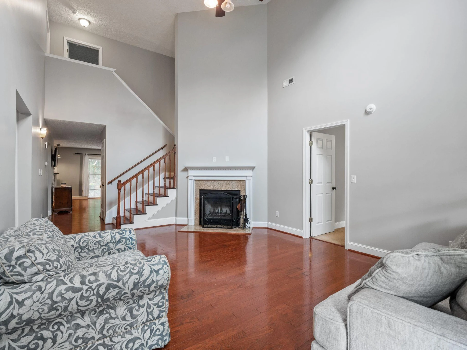 5898 Lakemont DR - Photo 10