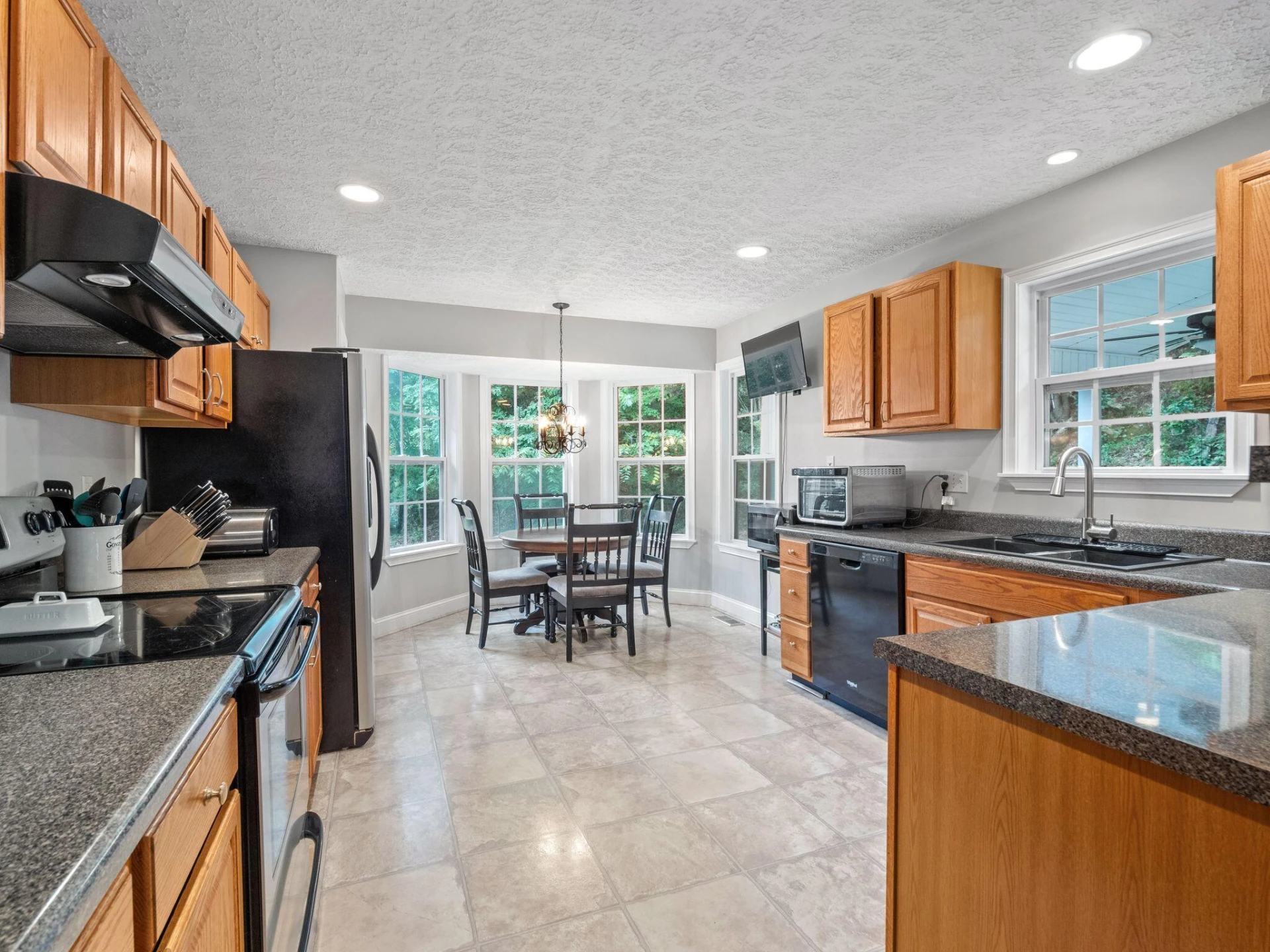 5898 Lakemont DR - Photo 16