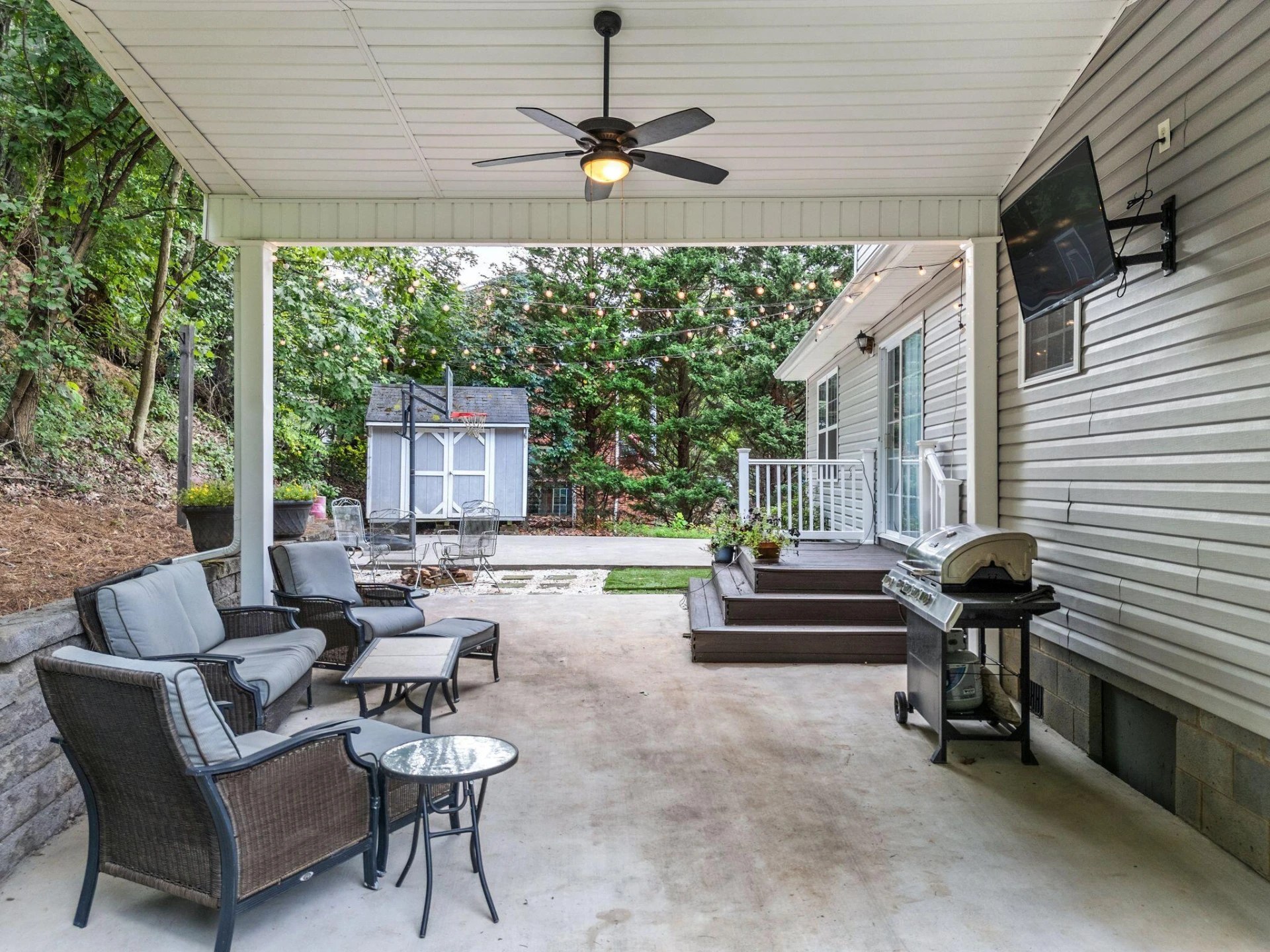 5898 Lakemont DR - Photo 54