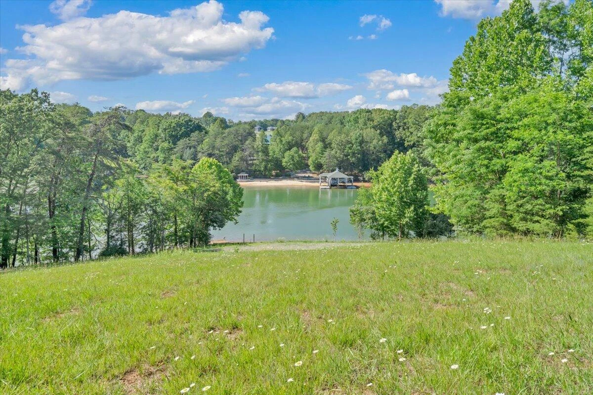 981 Bremble DR - Photo 4