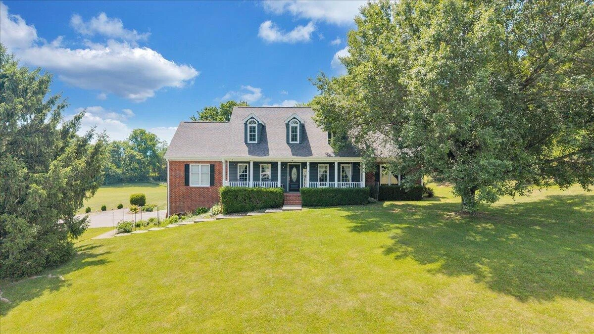 144 E Arrowhead CT - Photo 100