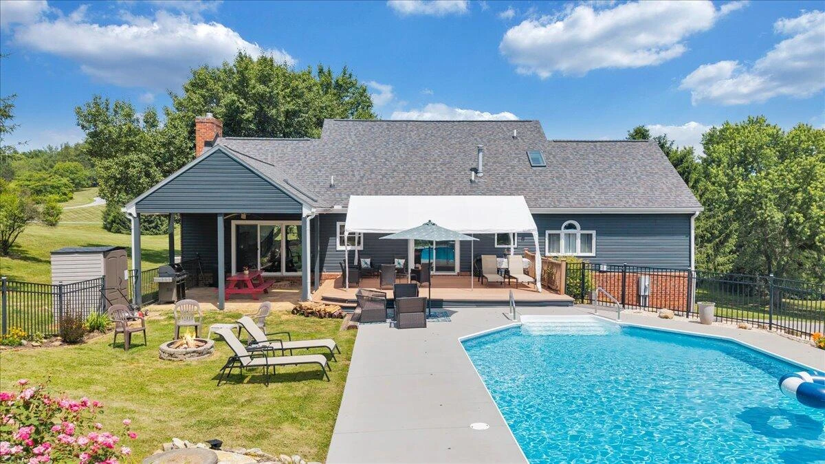 144 E Arrowhead CT - Photo 113