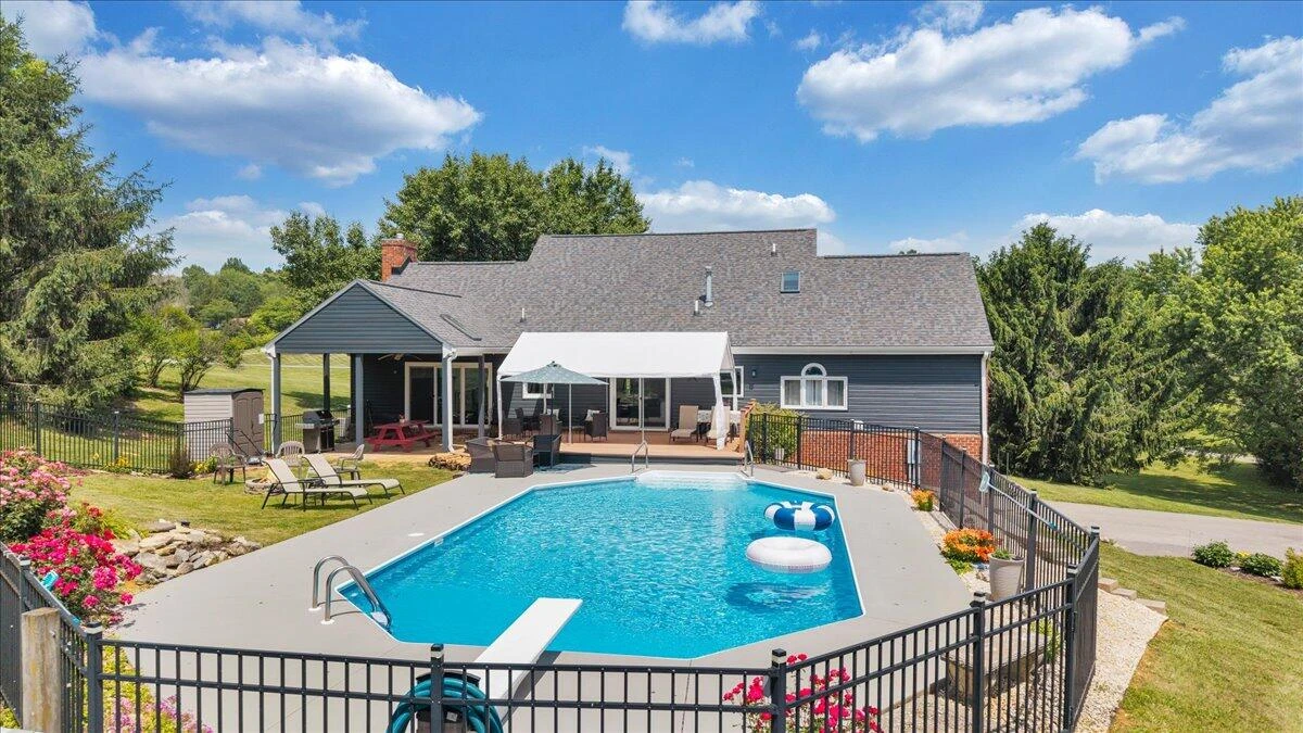 144 E Arrowhead CT - Photo 114