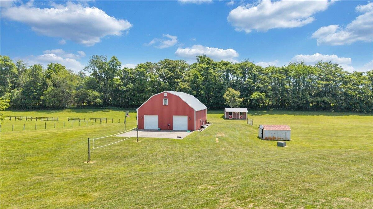 144 E Arrowhead CT - Photo 126
