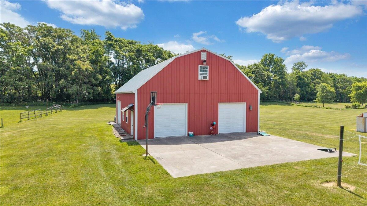 144 E Arrowhead CT - Photo 127
