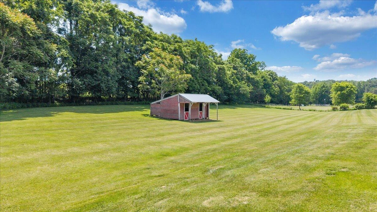 144 E Arrowhead CT - Photo 129