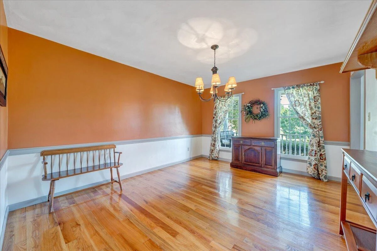 144 E Arrowhead CT - Photo 25