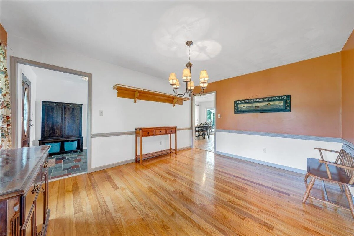 144 E Arrowhead CT - Photo 26