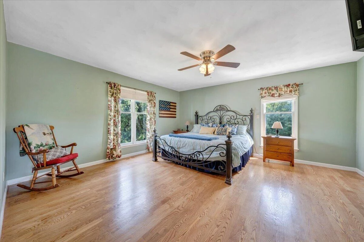 144 E Arrowhead CT - Photo 31