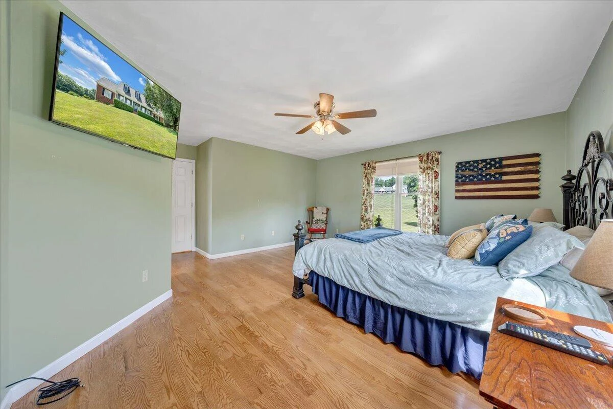 144 E Arrowhead CT - Photo 32