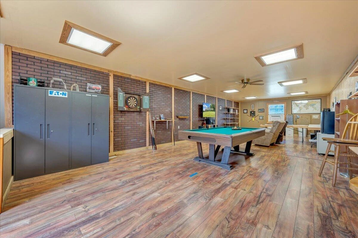 144 E Arrowhead CT - Photo 59