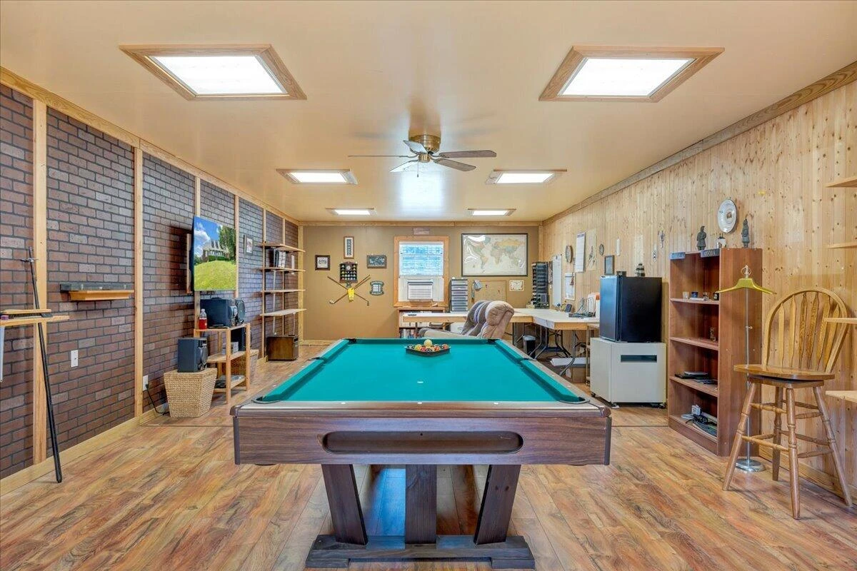 144 E Arrowhead CT - Photo 60