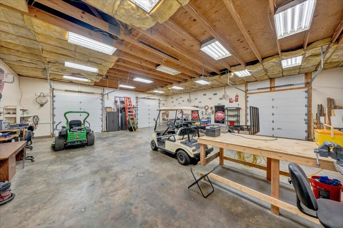 144 E Arrowhead CT - Photo 62