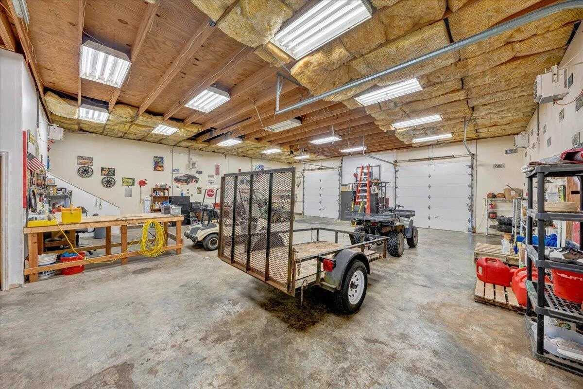 144 E Arrowhead CT - Photo 63