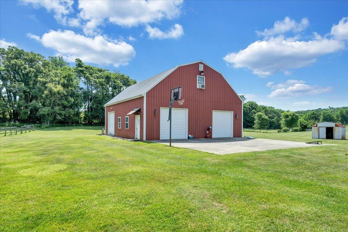144 E Arrowhead CT - Photo 72