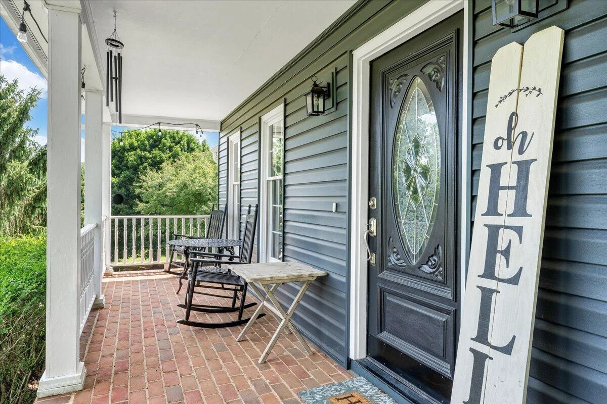 144 E Arrowhead CT - Photo 77