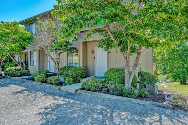 401 Harbor Ridge DR, Goodview, VA, 24095