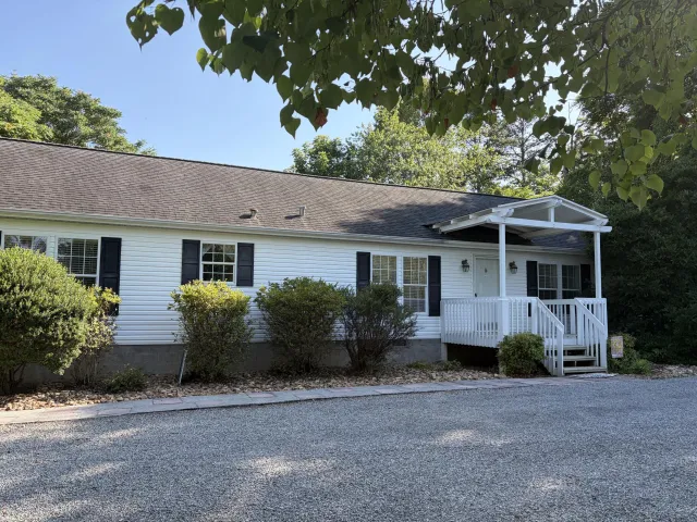 100 River Creek RD, Wirtz, VA, 24184