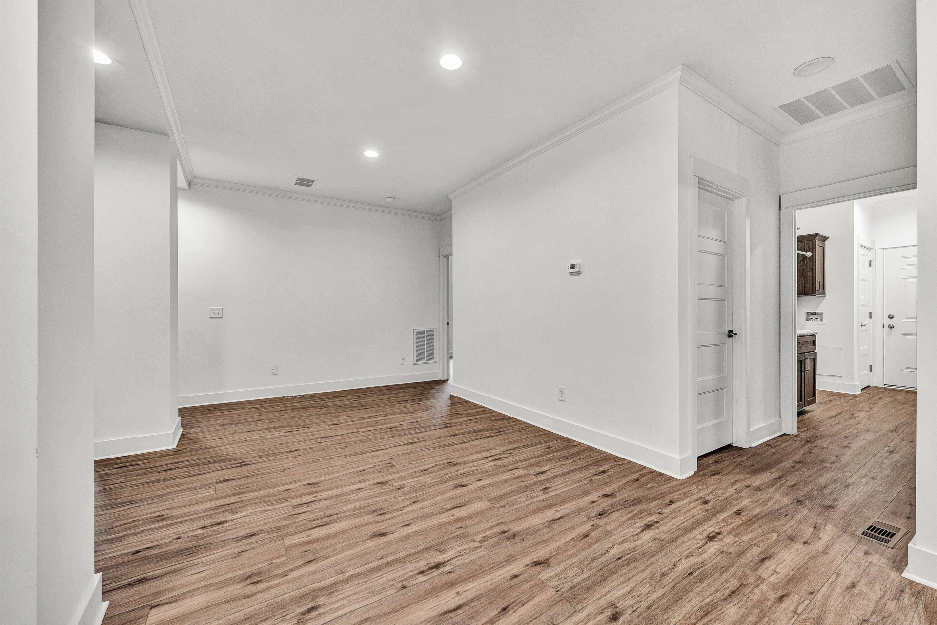 2717 Huntington BLVD NW - Photo 16