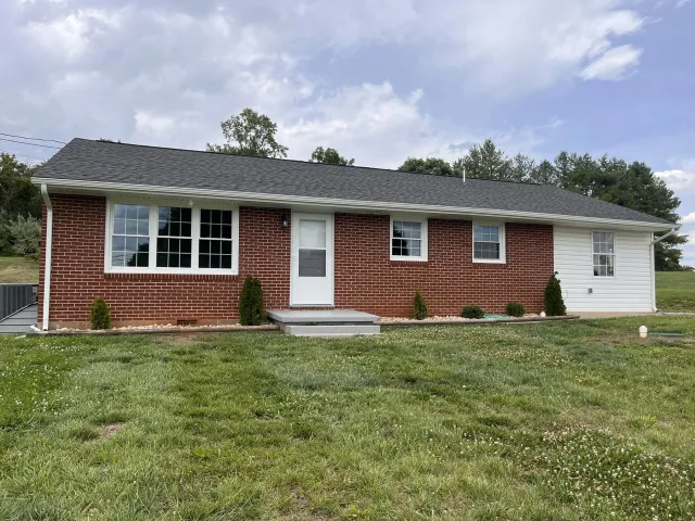 3779 Old Franklin, Glade Hill, VA, 24092
