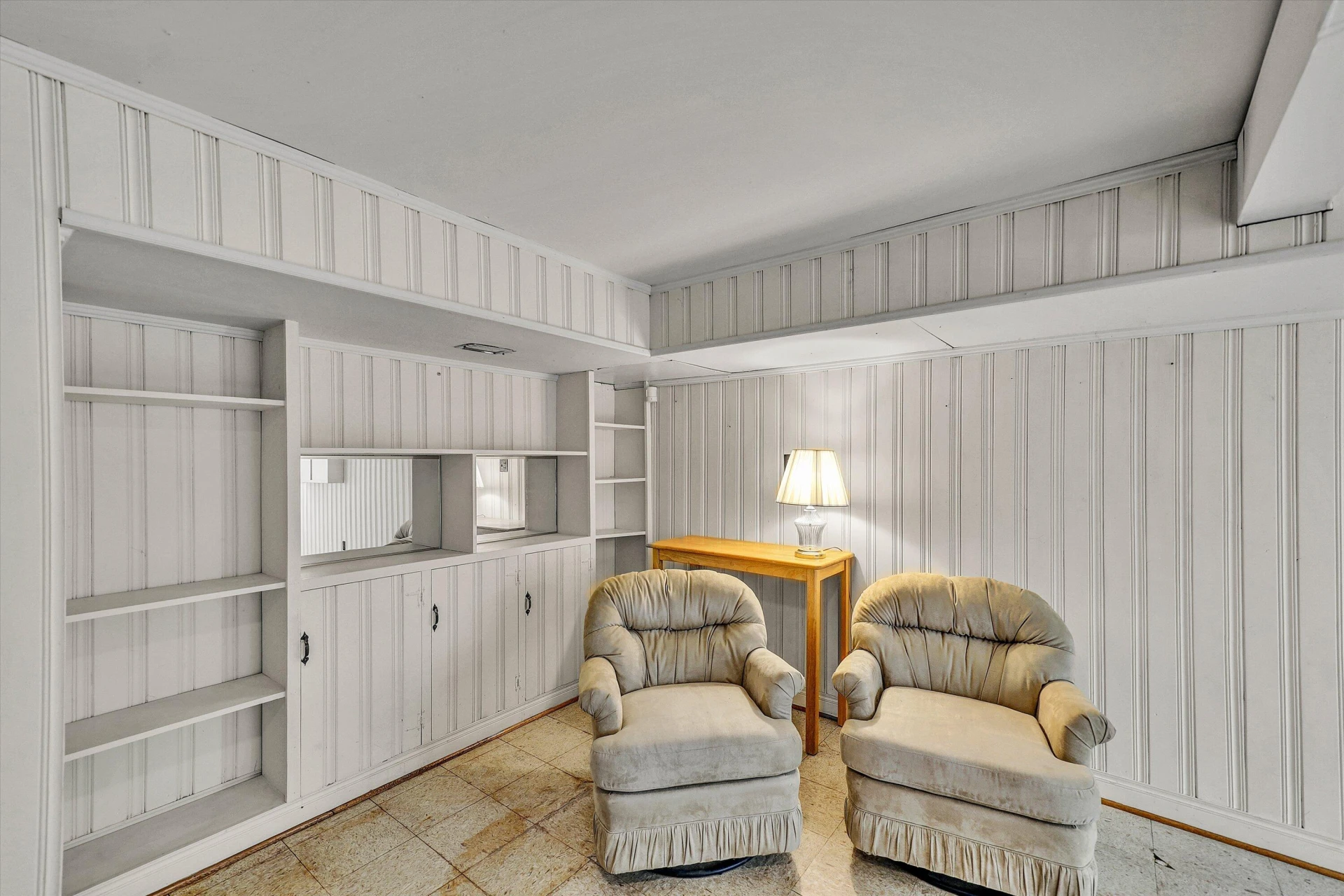 225 HILLCREST DR - Photo 35